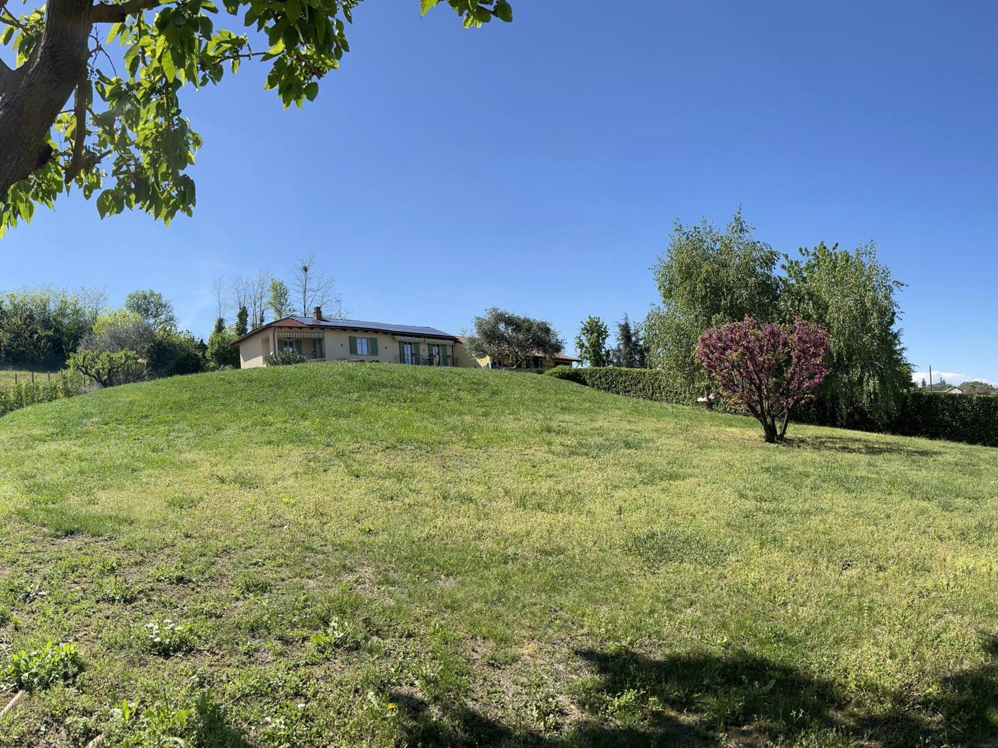 Cascina Il Volo Bed & Breakfast Moncalvo Exterior photo
