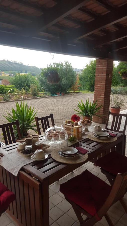 Cascina Il Volo Bed & Breakfast Moncalvo Exterior photo